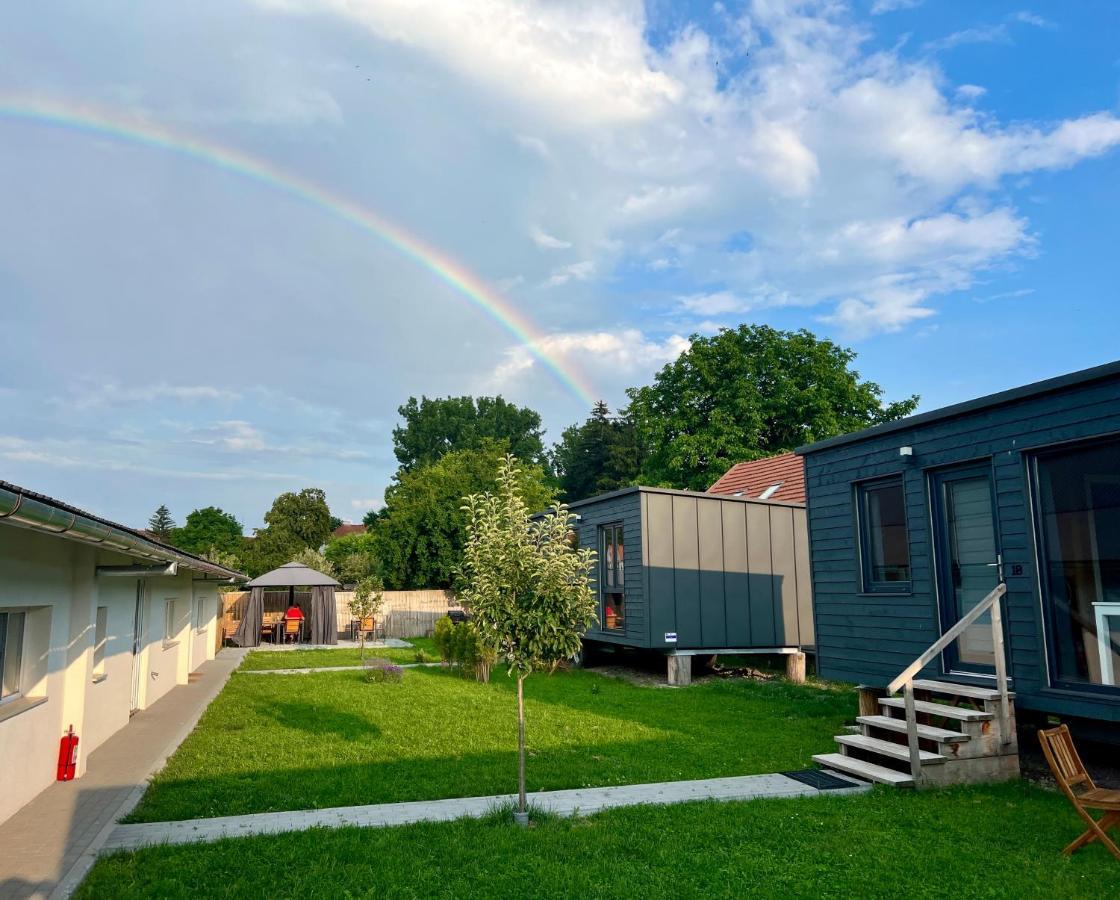 Vila Pixel - Tiny Campus Tîrgu Secuiesc Exteriér fotografie